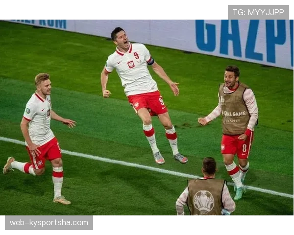 厄德高与厄齐尔：传球视野与组织方式的代际演变解析