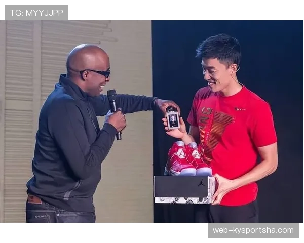 刘翔当年退赛那会儿，谁还记得他脚上那双鞋卖到了六位数？