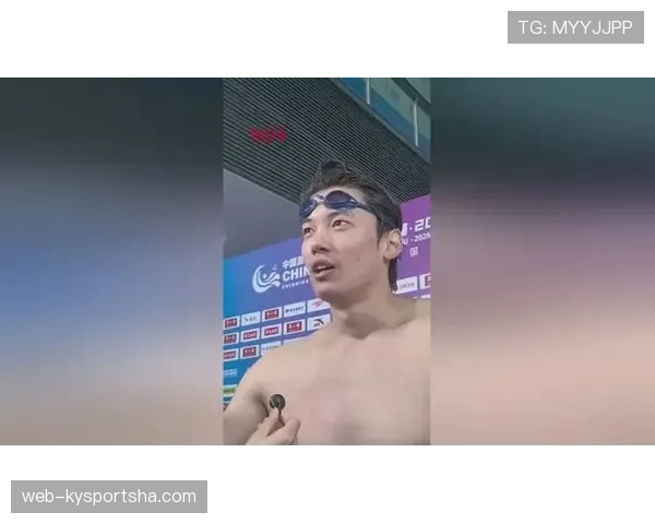 汪顺训练完直接啃鸡腿？这自律和放纵的切换也太真实了